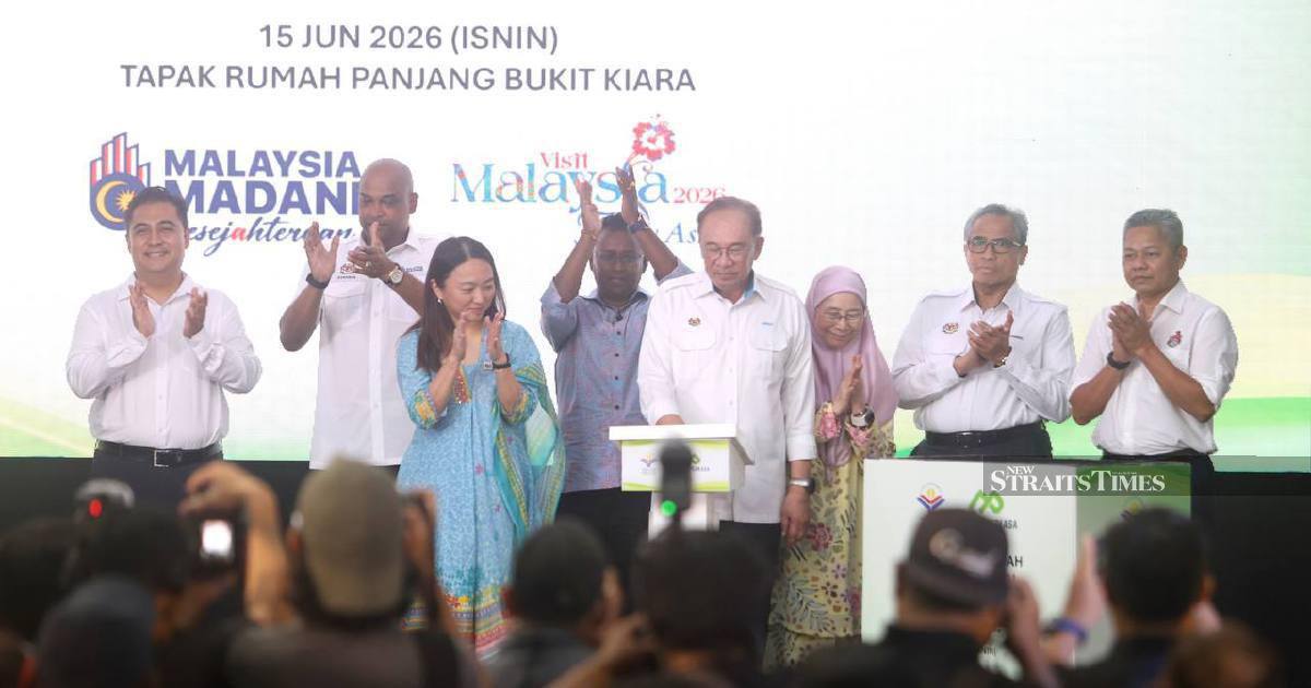 PM Anwar Warns Against Racial Division Campaigns, Says Citizens Suffer