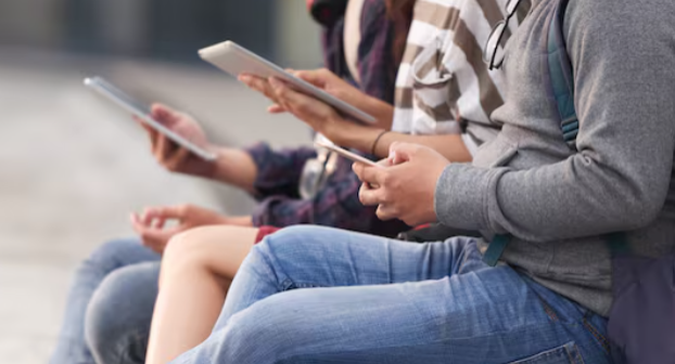 Australia's Young Men Face Growing Threat of Online Sexual Extortion, Watchdog Warns