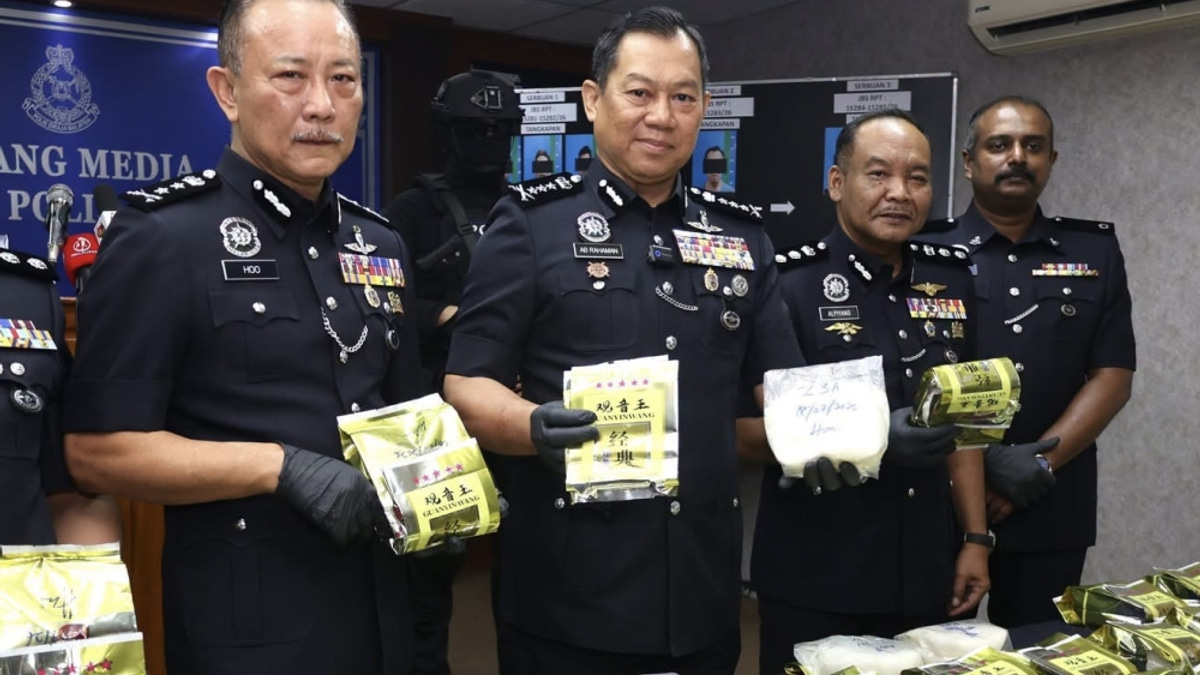 Drug Ring Dismantled in Johor Bahru: Eight Arrested Including Teenager