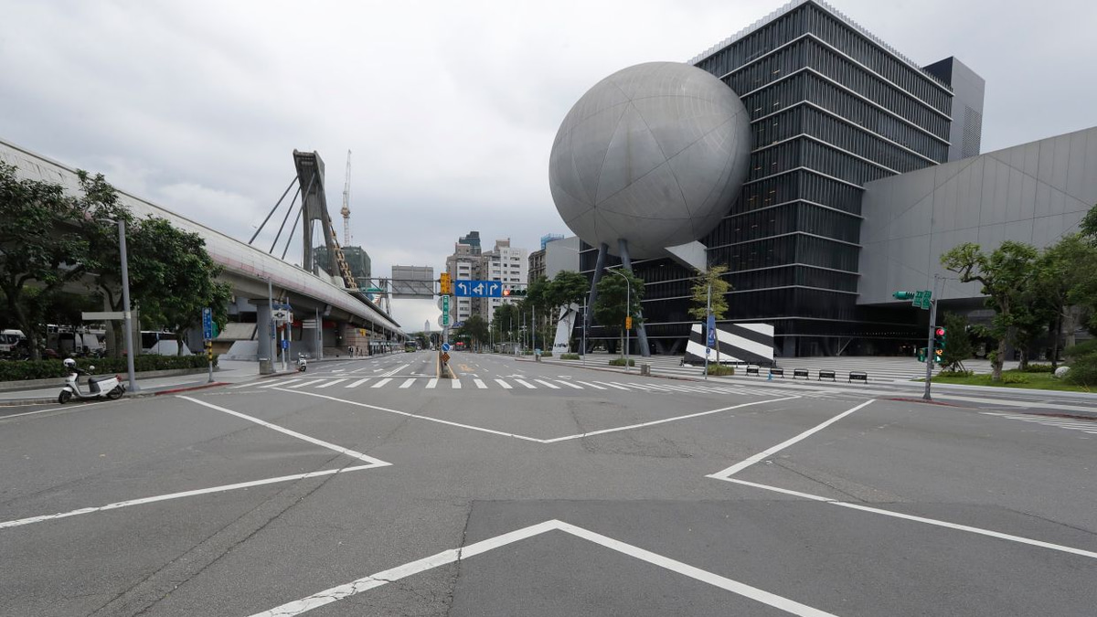 Taiwan Slows Mobile Internet to Text-Only Speed in Massive Civil Defence Drill