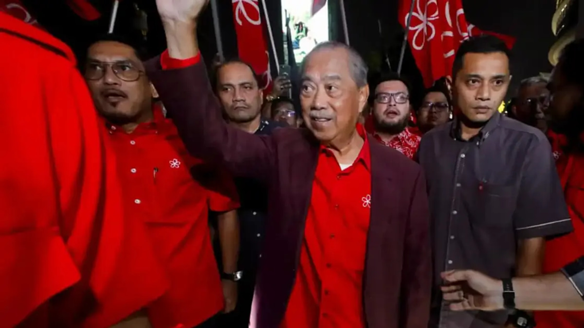 Over 200 Bersatu members rally behind Muhyiddin as party faces critical juncture