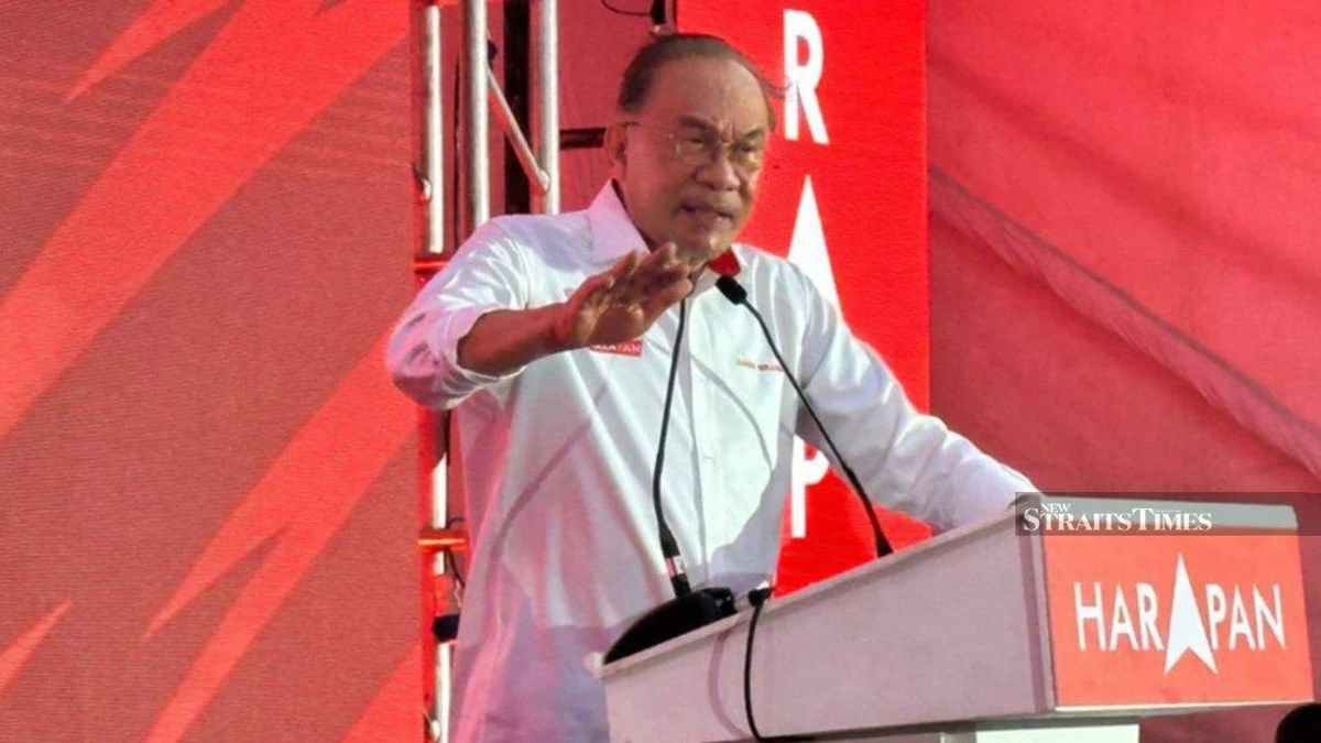 Anwar Calls for Unity as Pakatan Harapan Gears Up for Johor Campaign