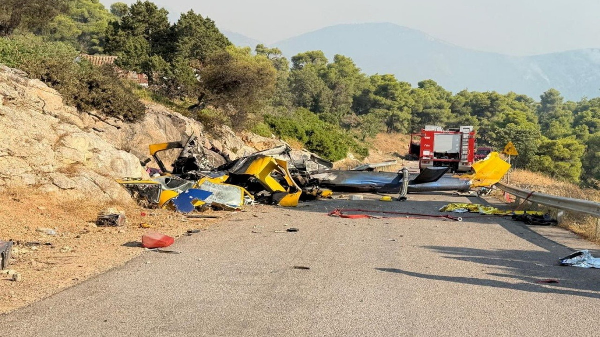 Two Dead in Helicopter Collision During Greek Wildfire Operations