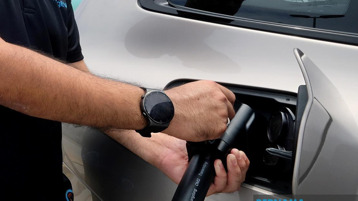Malaysia's EV Charging Network Expands to 6,416 Stations as Government Accelerates Low-Carbon Mobility Push