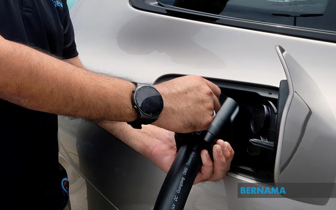 Malaysia's EV Charging Network Expands to 6,416 Stations as Government Accelerates Low-Carbon Mobility Push