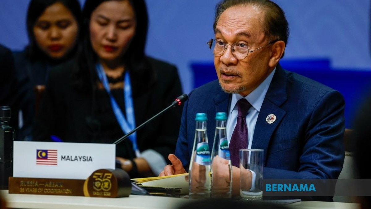 PM Anwar Calls for Deeper ASEAN-Russia Strategic Partnership Amid Global Uncertainties