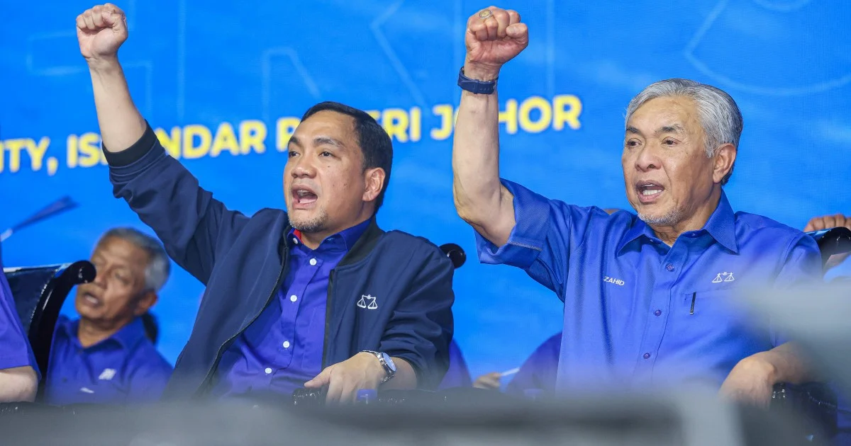 Zahid Keeps Door Open to Coalition Talks with PAS and Wawasan Ahead of Johor Vote