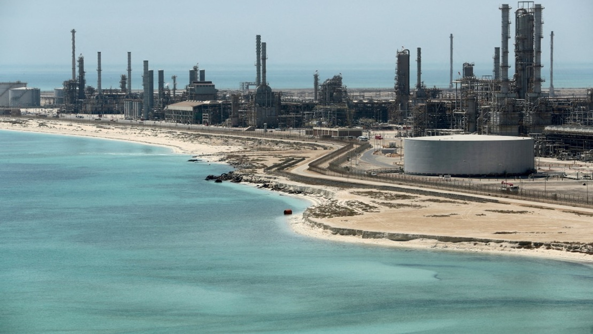 Saudi Aramco Helicopter Crash in Ras Tanura Kills All 14 On Board