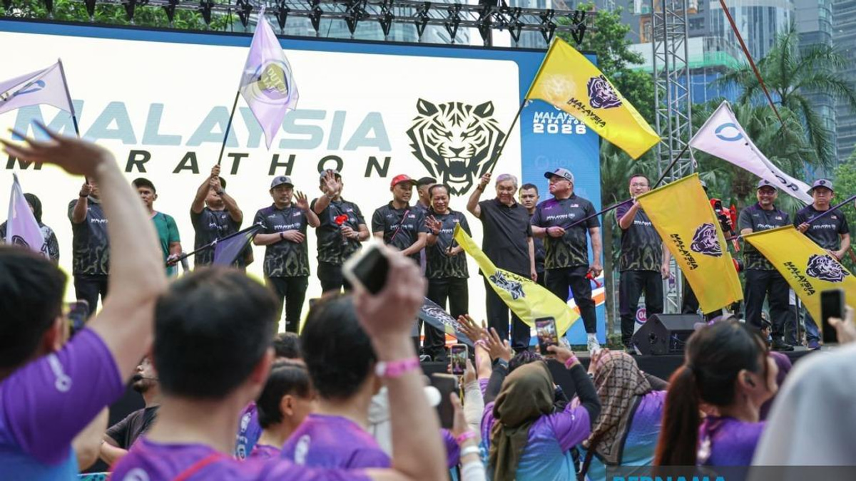 Ahmad Zahid Launches Malaysia Marathon 2026 with 10,000-Strong Fun Run at KLCC