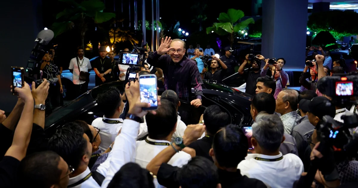 Anwar Identifies Abuse of Power as Malaysia's Greatest Threat, Not Racial Divisions