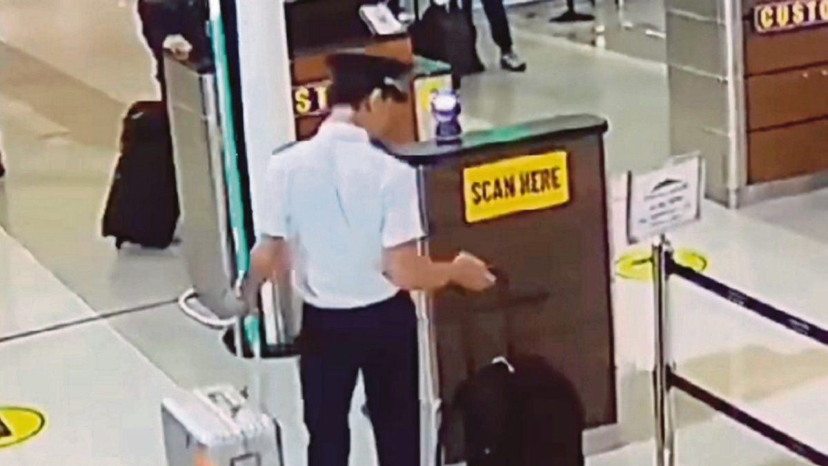 Malaysia Airlines Pilot Acted Alone in KLIA Security Breach, Says Narcotics Chief