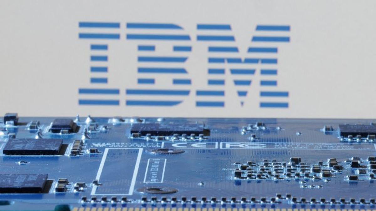 IBM Slashes Growth Forecast as Customers Redirect Spending to AI Infrastructure
