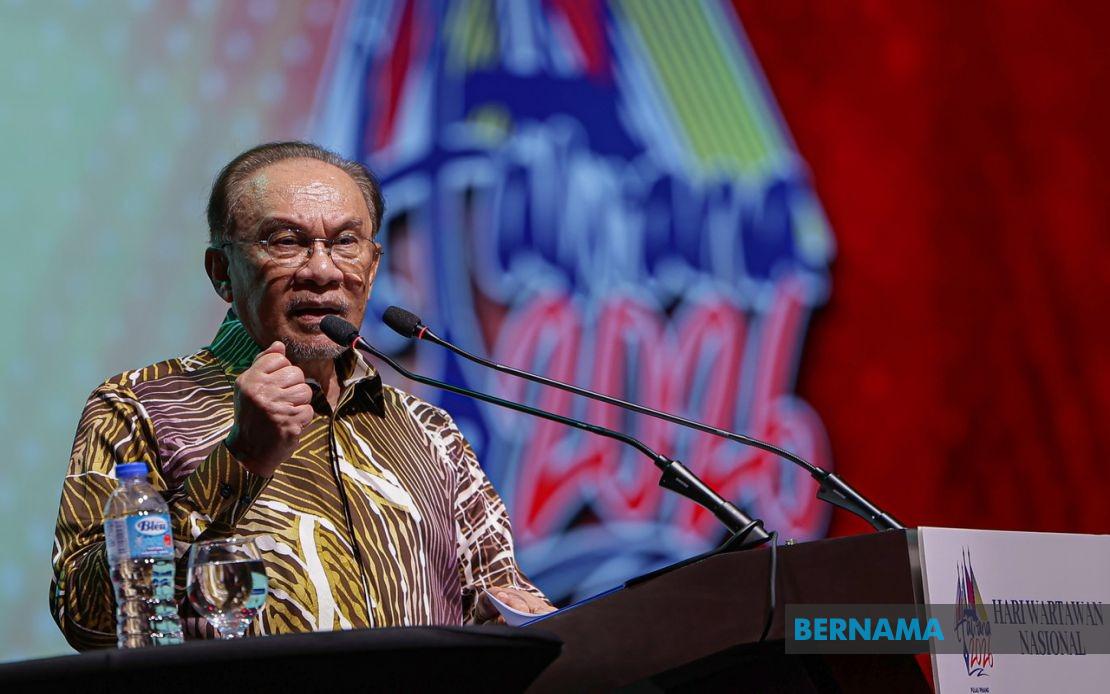 PM Anwar Backs Nallini Pathmanathan as New Media Council Chair to Boost Public Trust