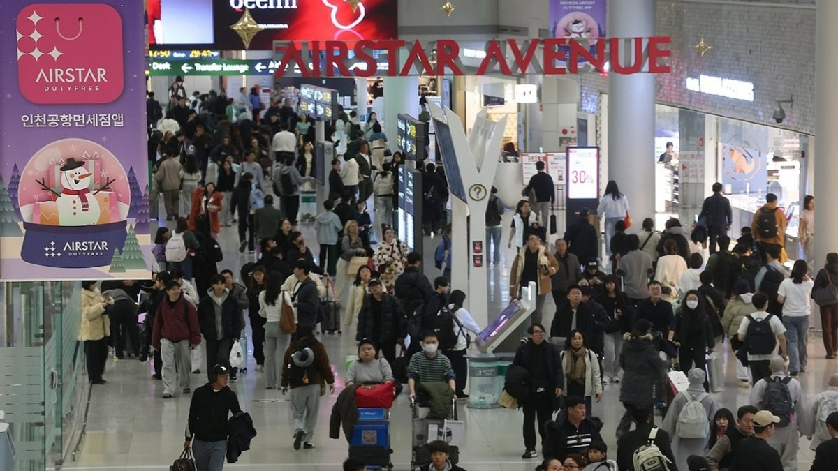 South Korea Hits 10 Million Foreign Visitors Ahead of Schedule, Poised for Record Year