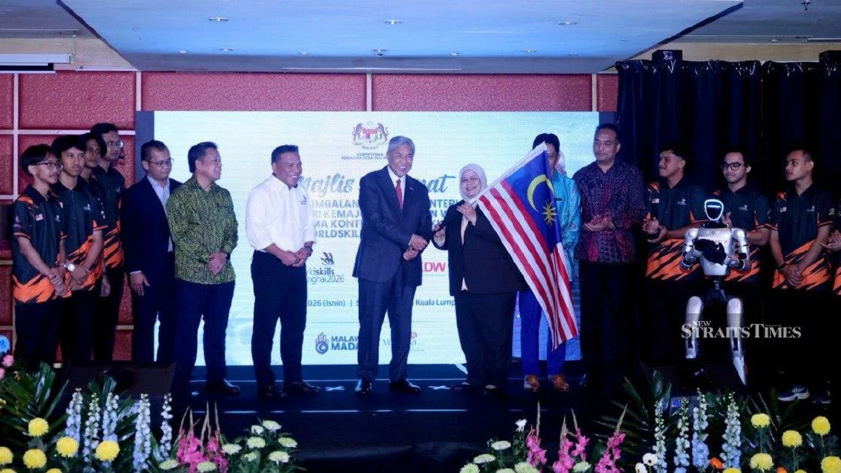 Zahid to discuss Nga's resignation pledge following BN's decisive Johor election victory
