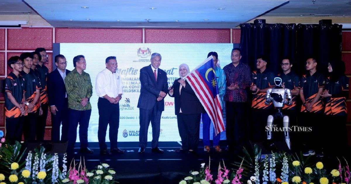 Zahid to discuss Nga's resignation pledge following BN's decisive Johor election victory
