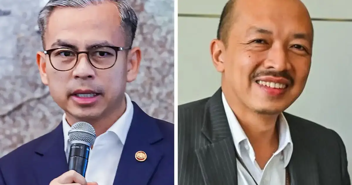 Communications Minister Warns New J-Kom Chief Against Careless Statements