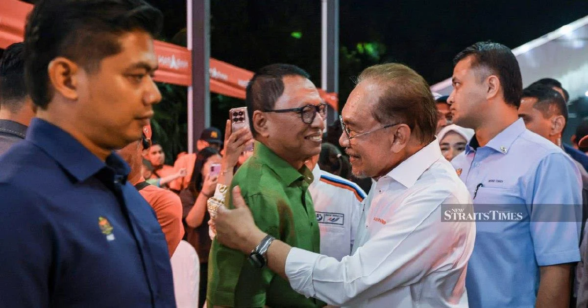 Rafizi Takes Jab at Puad Over His Political Pivot to PKR, Citing Anwar Embrace