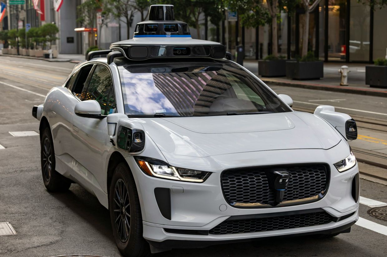 When Robotaxis Block the Road: Are Autonomous Vehicles Ready for Real-World Emergencies?