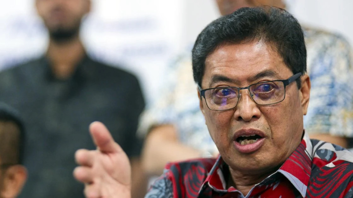 Zaid Ibrahim Challenges Government Transparency Over Azam Baki's Share Ownership