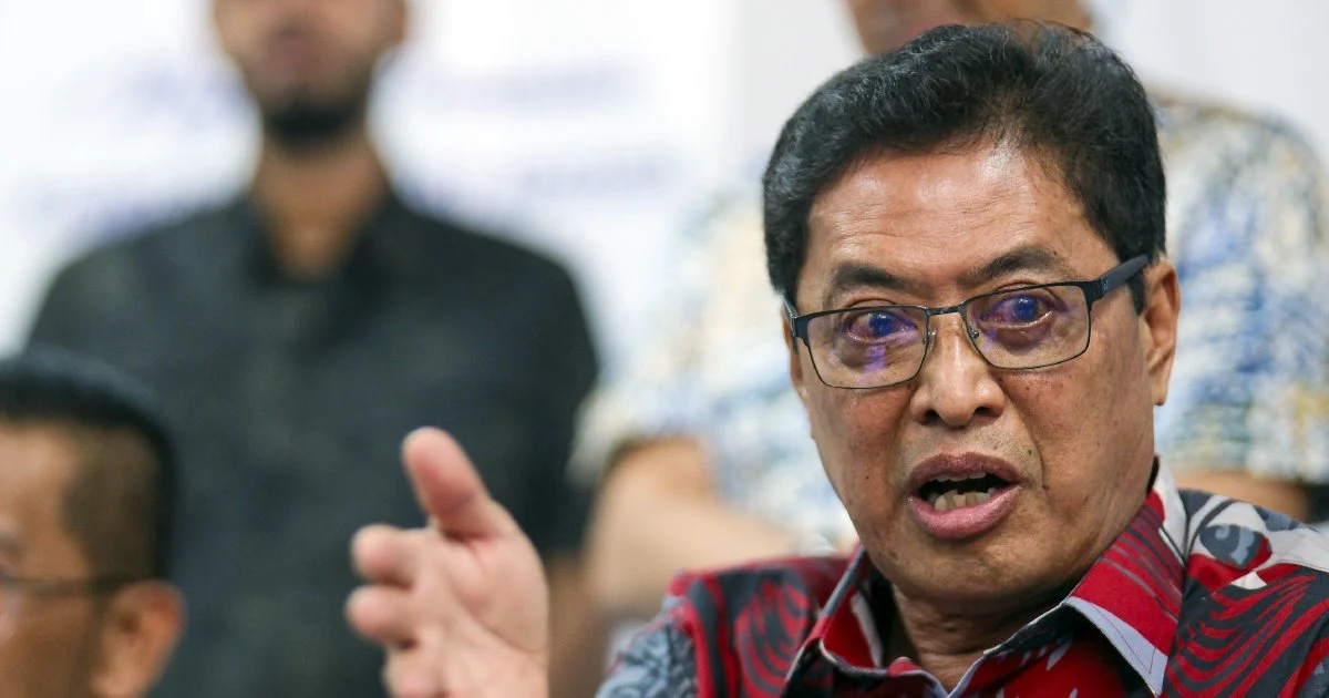 Zaid Ibrahim Challenges Government Transparency Over Azam Baki's Share Ownership