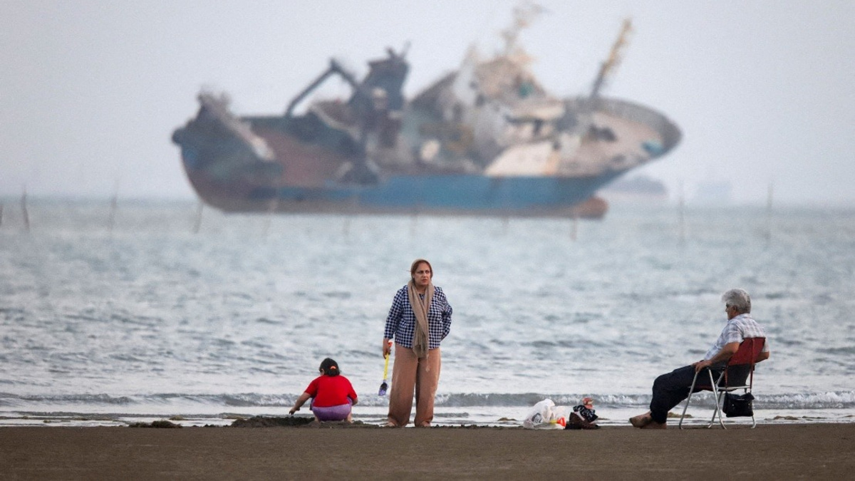US Urges Americans to Weigh Departure from West Asia as Regional Tensions Escalate