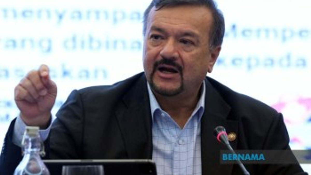 Malaysia's Economy Sustains Momentum Amid Global Turmoil, Says Finance Minister