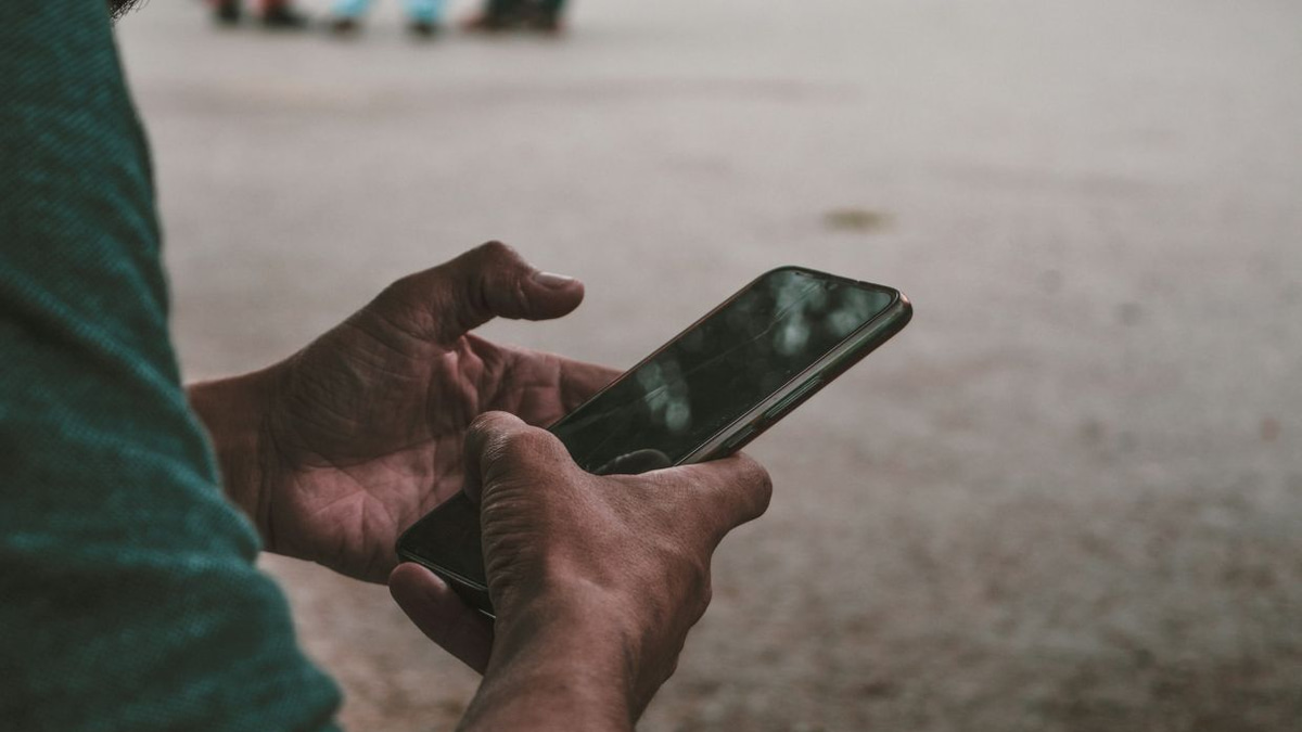 US Supreme Court Limits Police Use of Cellphone Location Dragnet Searches