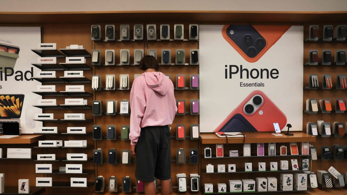 Apple and OpenAI's Hardware Race Turns Ugly: Inside the Trade Secrets Showdown