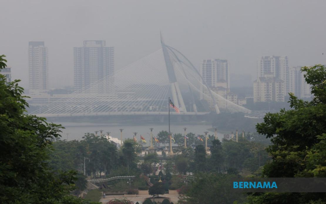 JAKIM to Lead Special Prayers at Three Major Mosques as Haze Blankets Nation