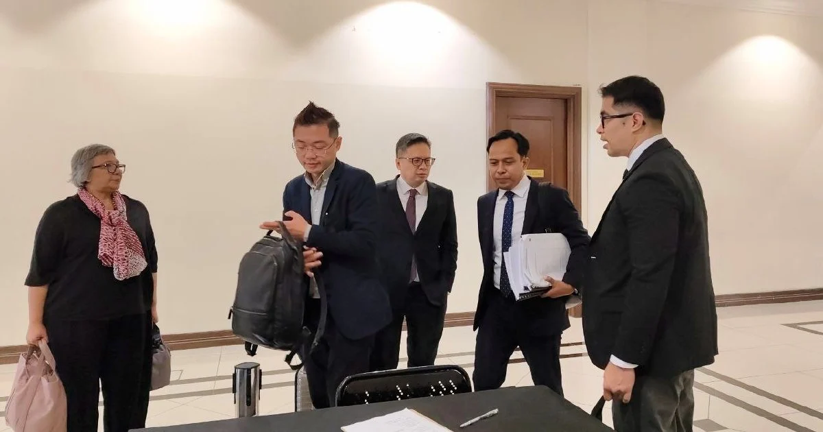 Zara Qairina Mahathir's Personal Writings Showed No Rift With Mother, Court Finds