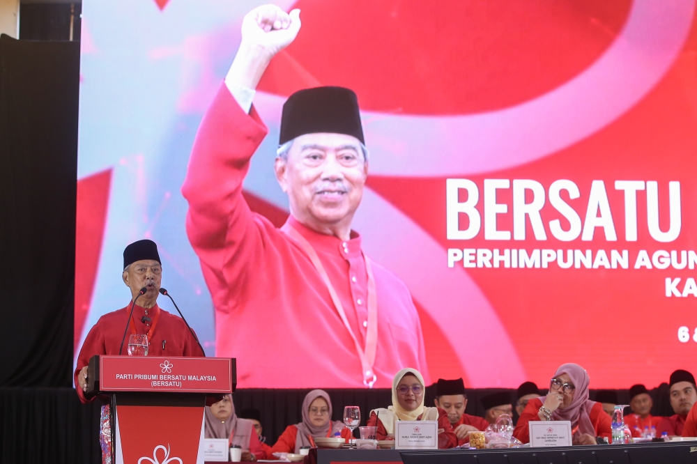 Muhyiddin Accuses Perikatan of Sidelining Bersatu, Dismisses Umno Alliance as Hollow Unity