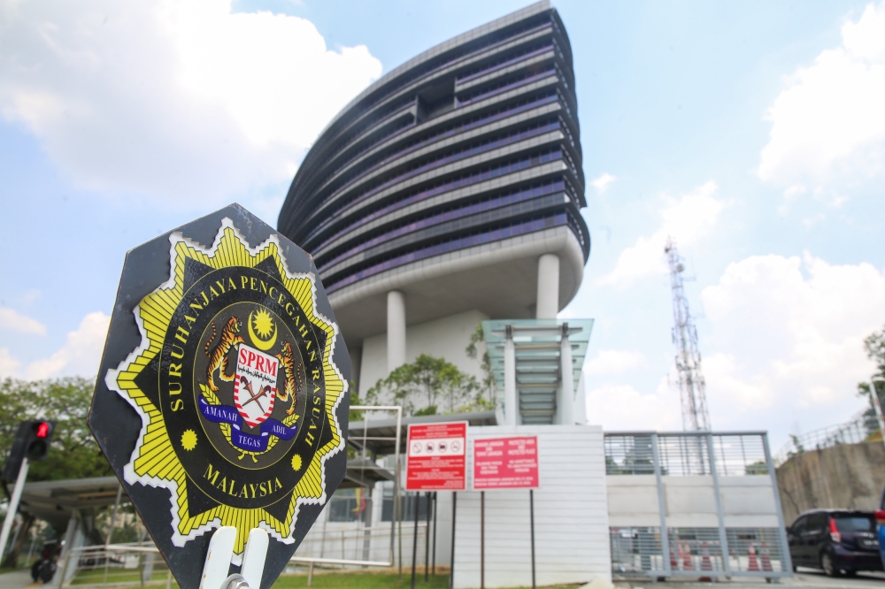 MACC Detains Five Additional Immigration Officers in MyIMMs Hacking Probe
