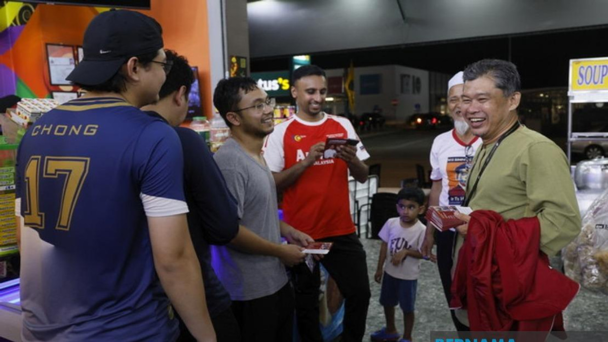 Nazri Pledges TVET Push To Stem Youth Exodus From Simpang Jeram Ahead Of Johor Polls