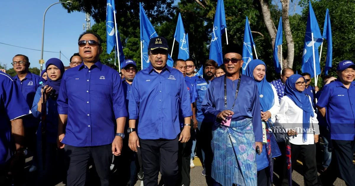Johari Ghani Mobilises Umno Base in Push for Tiram Seat Victory