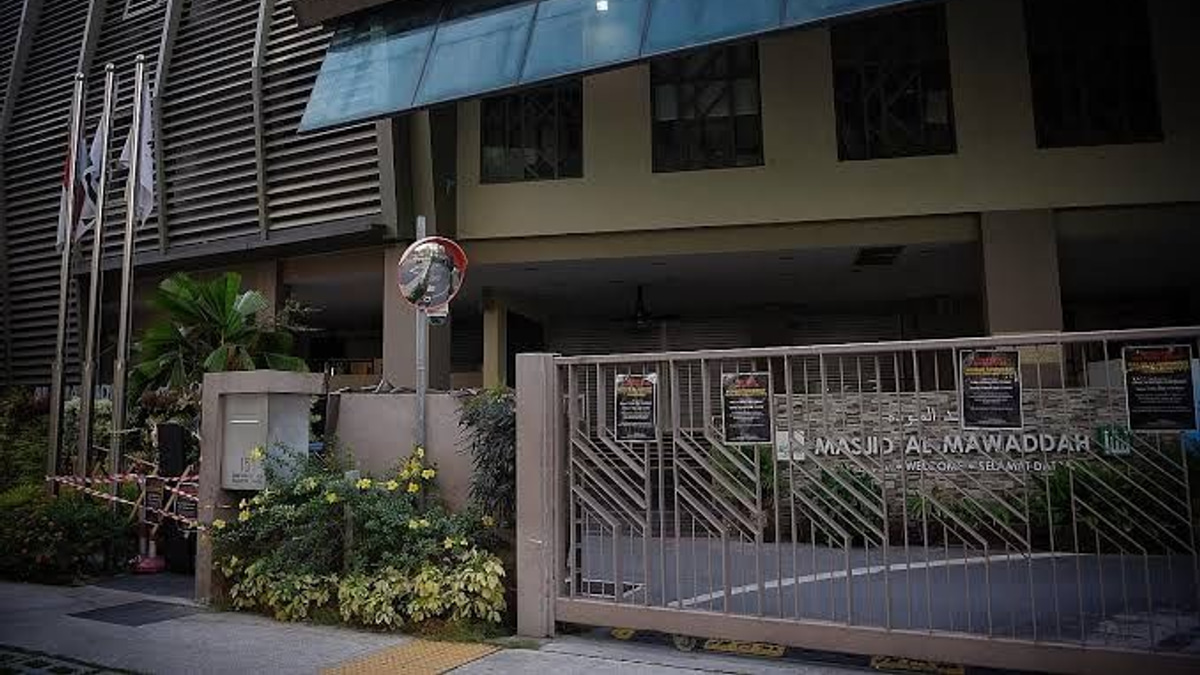 Senior mosque finance official in Singapore charged over missing S$14,000 in donations