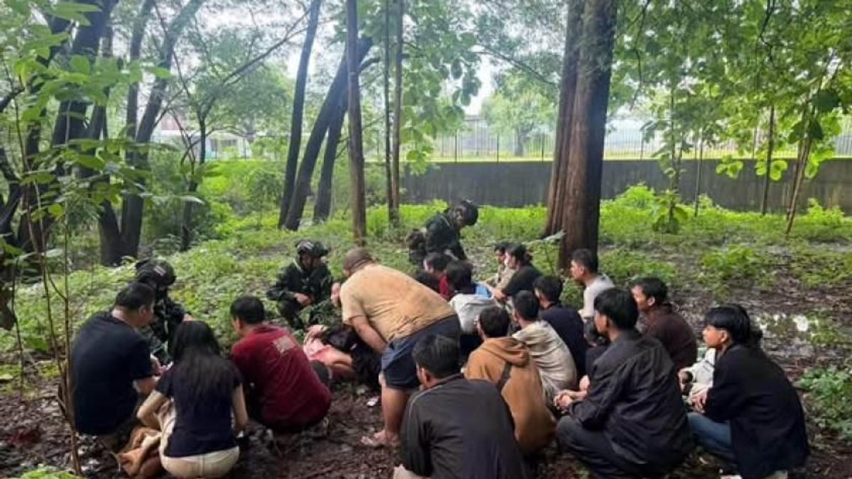 Twenty Myanmar nationals detained for illegal entry into Thailand's Mae Sot