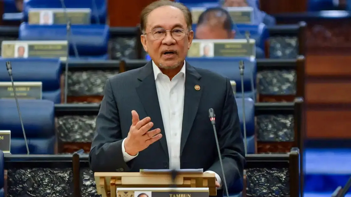 Anwar Calls for Patience as Government Pursues Reform Agenda