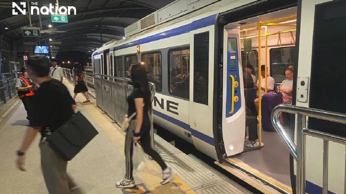 Thai airport rail link resumes full service after day-long disruption