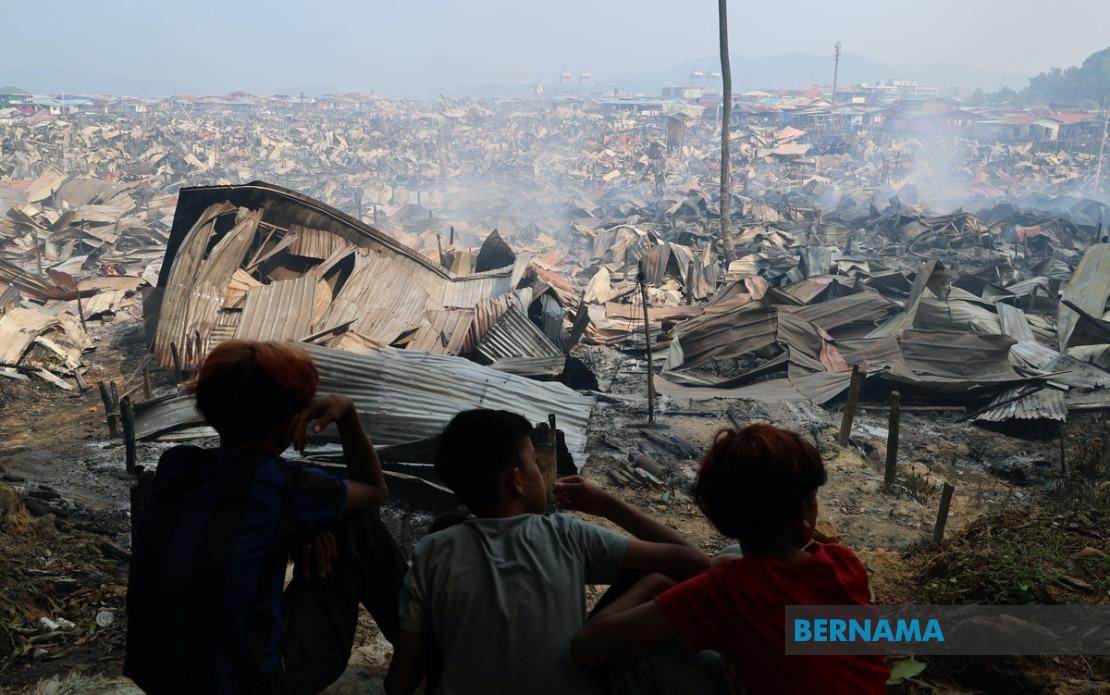 Sabah Deploys RM3,000 Aid Package for Families Displaced by Kampung Lok Buta Fire
