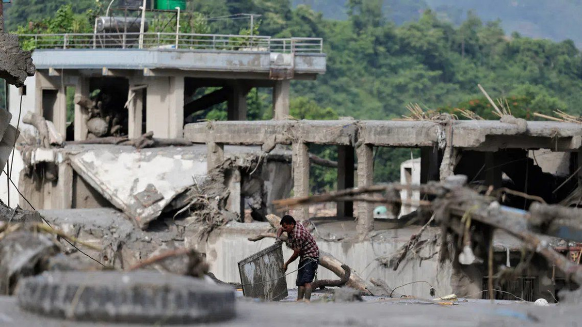 Nepal and China brace for cascading disaster as Himalayan lakes threaten catastrophic overflow