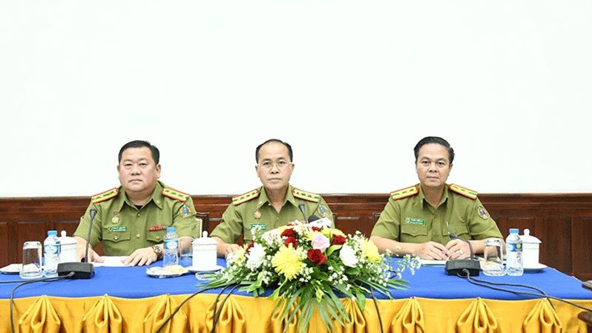 Laos indicts distillery owner and hostel staff in Vangvieng tourist deaths case
