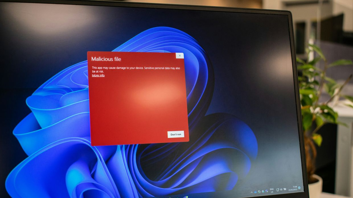 MyCert Alert: Sophisticated WhatsApp Malware Targets Windows Users With Fake Documents