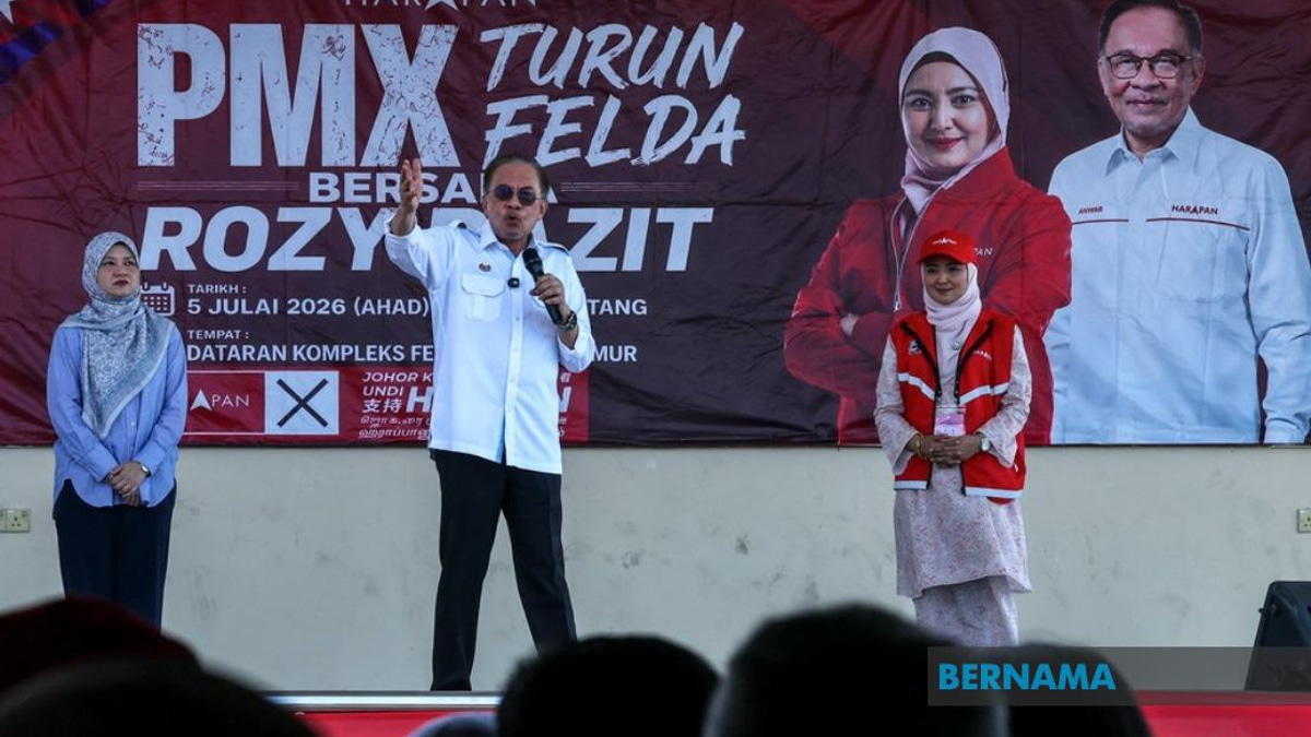 PM Anwar Commits to Resolving Felda Second-generation Housing Crisis