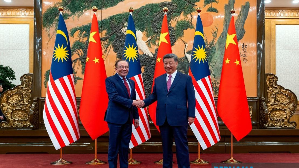 Anwar Extends Birthday Greetings to Xi Jinping as Malaysia Marks Half-Century of China Ties