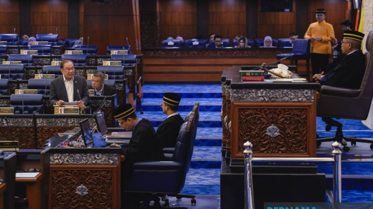 PM Anwar Reiterates Ban on New Project Announcements During Election Campaigns