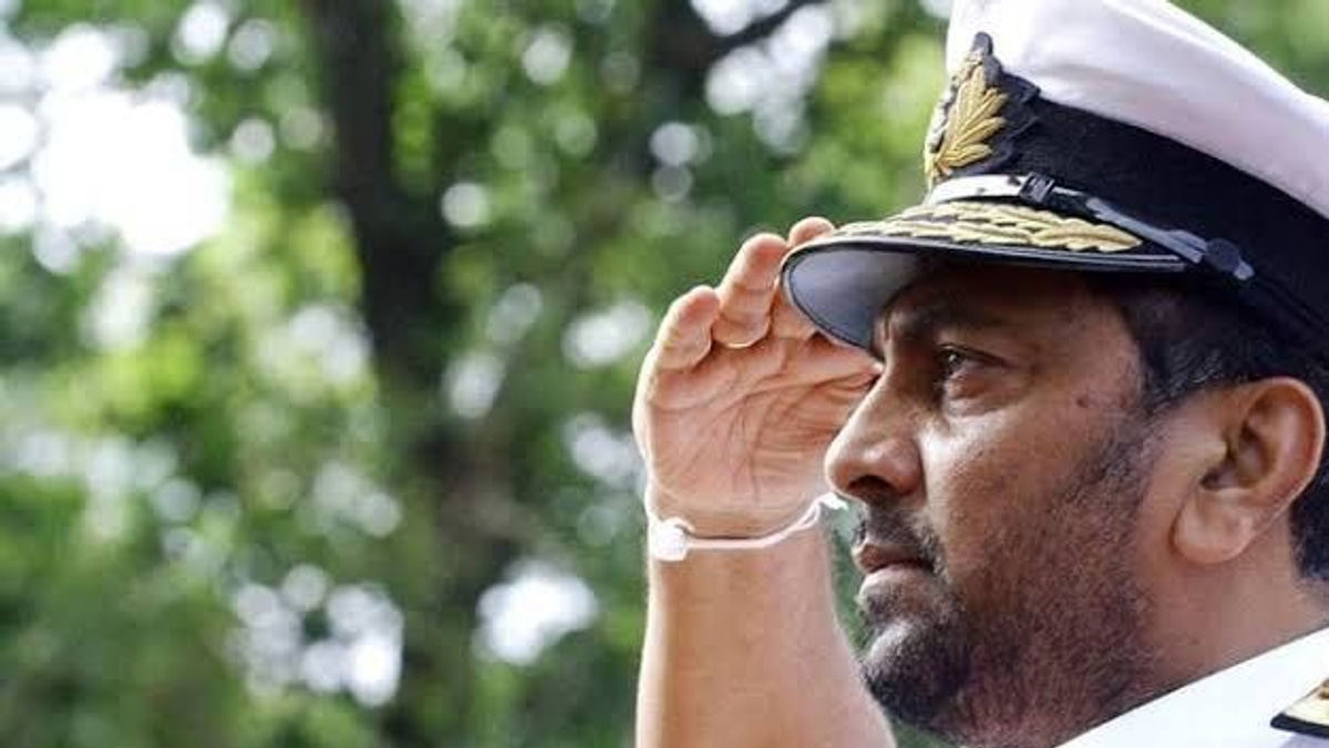 Sri Lanka Arrests Former Navy Chief in Rajapaksa Nepotism Probe