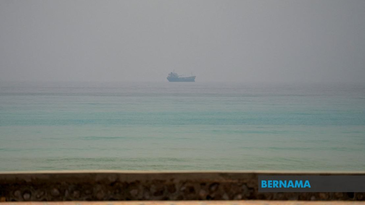 Three Oil Tankers Hit Off Oman Coast, Crew Members Missing in Strait of Hormuz Incident