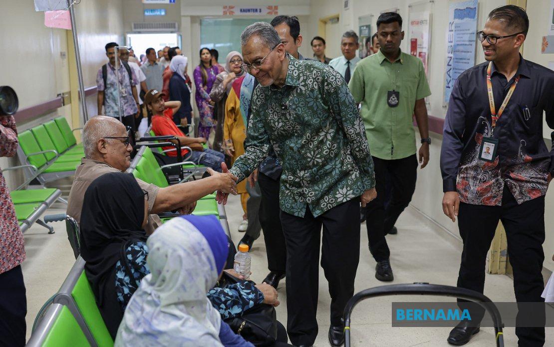 Malaysia's Health Ministry To Unveil Workplace Mental Health Policy By October