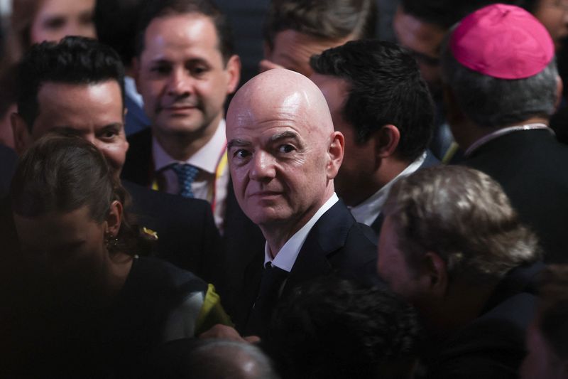 Soccer's Major Confederations Consider No-Confidence Vote Against FIFA President Infantino